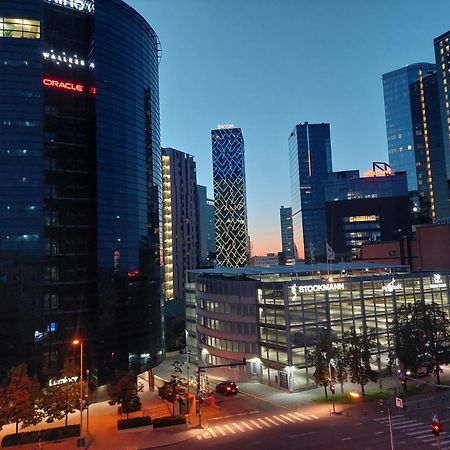Kahe Magamistoaga Ja Suure Elutoaga 3-Toaline Korter Vaatega Tallinna Aerikeskusele ภายนอก รูปภาพ