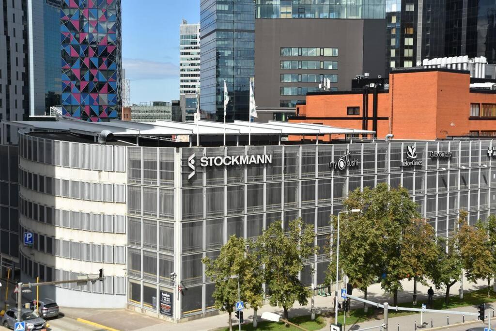 Kahe Magamistoaga Ja Suure Elutoaga 3-Toaline Korter Vaatega Tallinna Aerikeskusele ภายนอก รูปภาพ